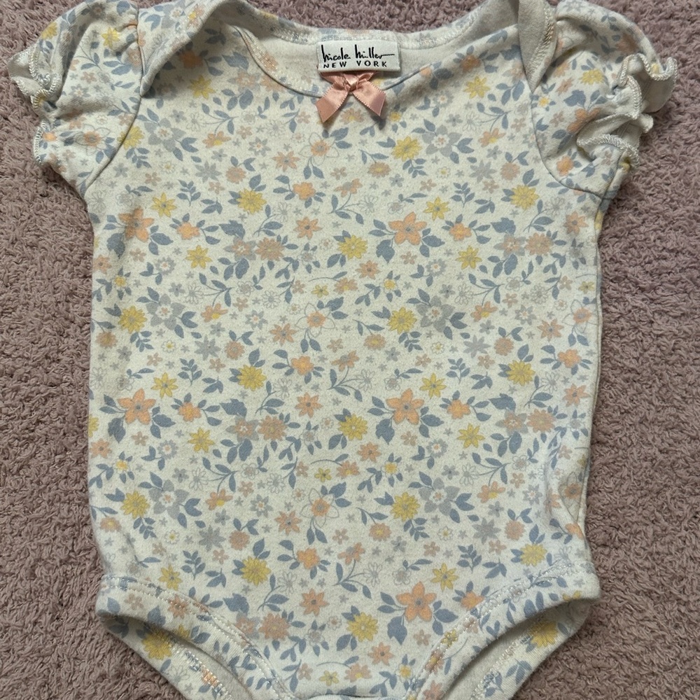 Baby Girl Clothing Bundle 5pc Carter’s Burt’s Bees Gerber 6-12 Months - Picture 8 of 11